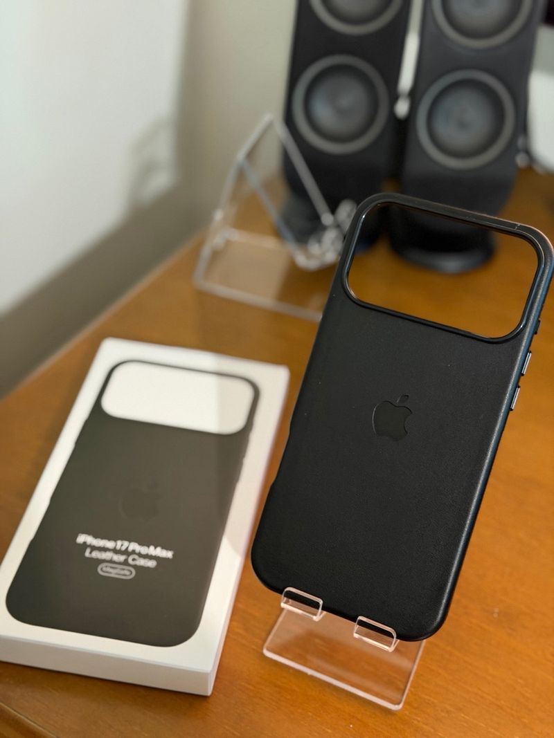 Funda de piel para iPhone 17 Pro Max negra