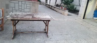 Mesa de teka exterior a medio lijar