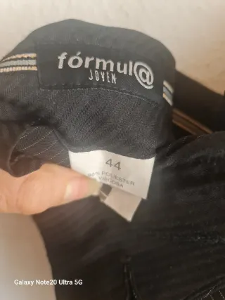 Pantalones de vestir con rayas diplomaticas