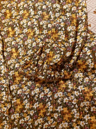 Blusa Encuentro floral manga larga fruncida