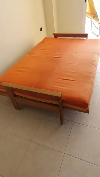 Sofá Cama Futón FutonLine. Marca FutonLine.