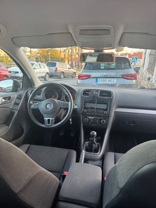 Volkswagen Golf 2010