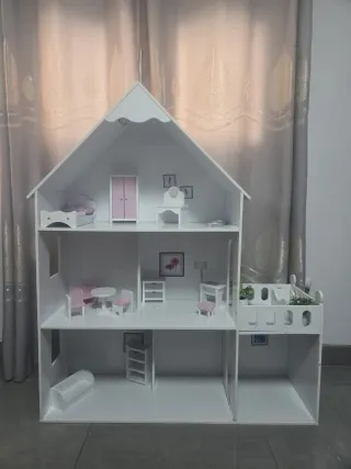Casa de muñecas de madera para Barbie
