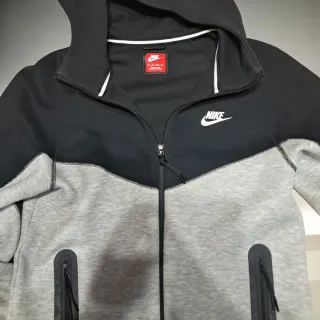 Completo Nike Tech Fleece Grigio/Nero