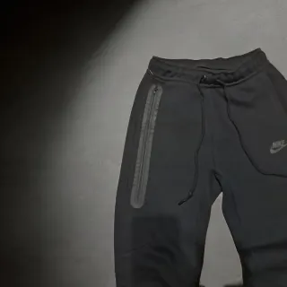 Completo Nike Tech Fleece Grigio/Nero