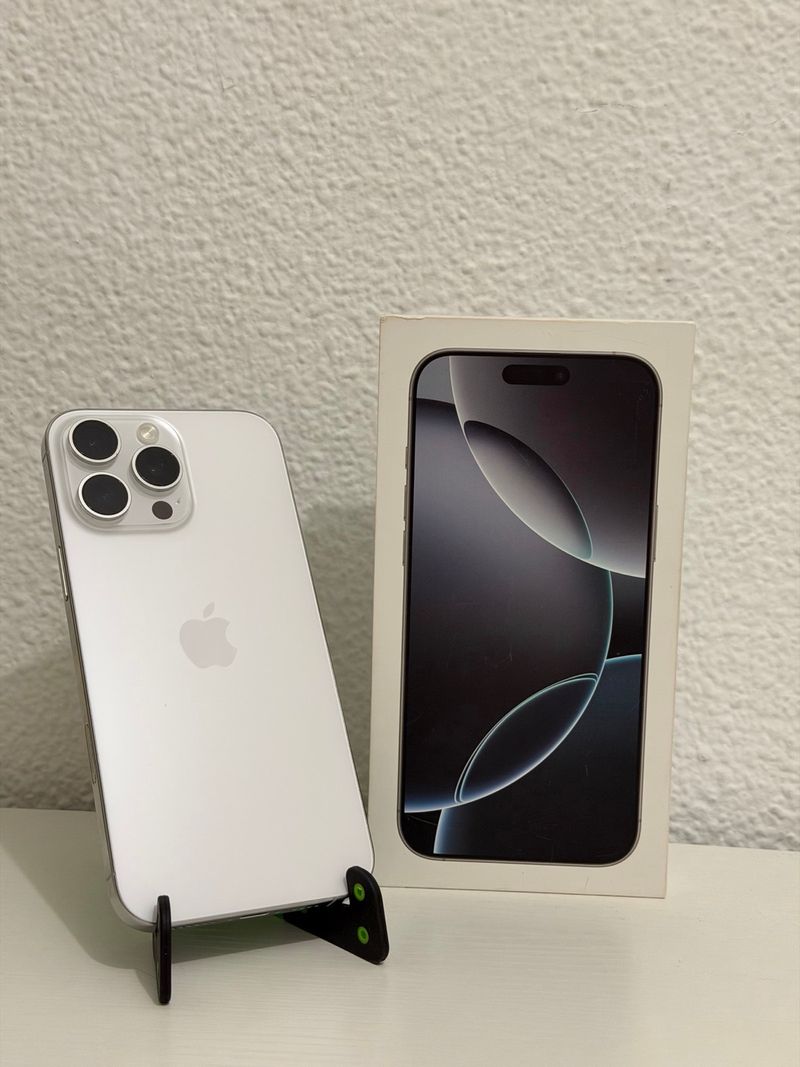 iPhone 16 Pro Max 512 GB Plata 92% Batería