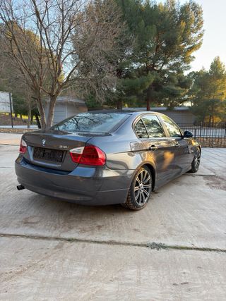 BMW E90