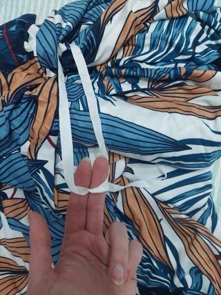 Funda sofá 2 plazas estampado hojas