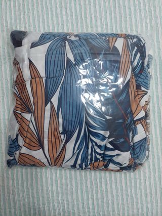Funda sofá 2 plazas estampado hojas