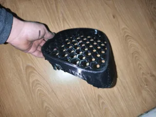 Parrilla de plástico negra