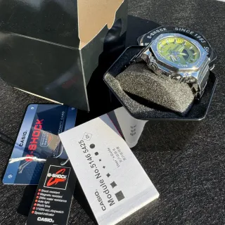 Reloj G-Shock Plateado y Verde