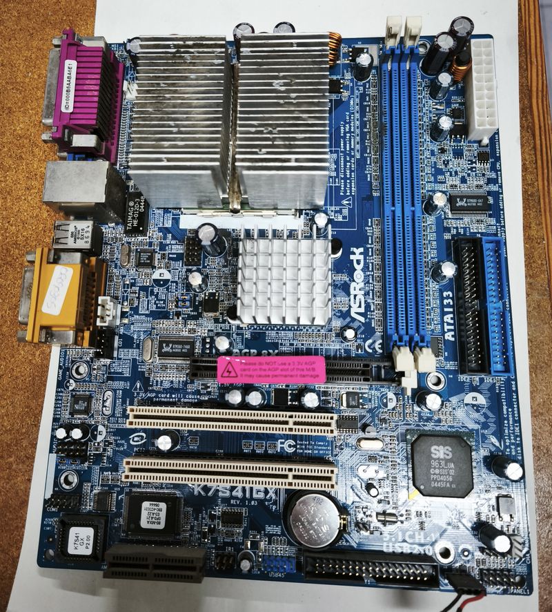 Placa Base ASRock K7S41GX + CPU AMD Sempron afbeelding 4