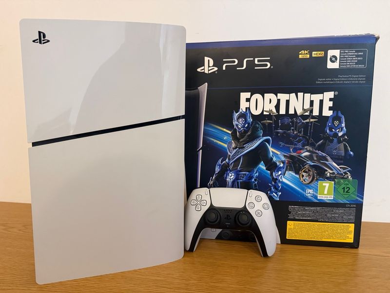 Consola PS5 1TB Fortnite Edición Digital