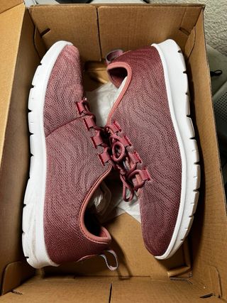 Zapatillas Clarks rosas y blancas