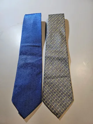 Corbatas Azul y Dorada