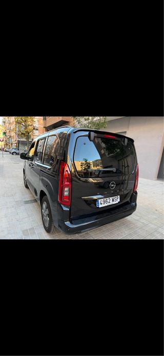Opel Combo 1.5 diesel 2024 4000km negociable