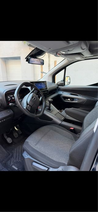 Opel Combo 1.5 diesel 2024 4000km negociable