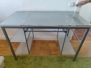 Mesa escritorio cristal y metal