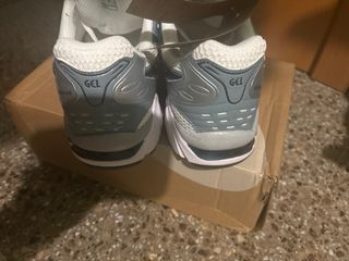 Asics Gel Kayano 14 Plata/Blanco