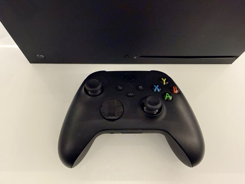 Xbox Series X con mando y caja afbeelding 2