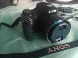 Cámara Sony DSC H400 Zoom Óptico 63x