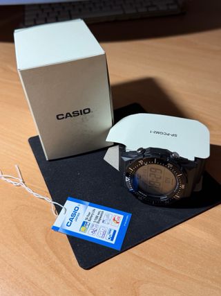 Reloj Casio AE-1700H-1AV Digital