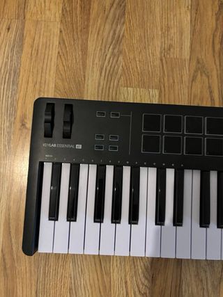 Arturia Keylab Essential 61 Teclado Controlador