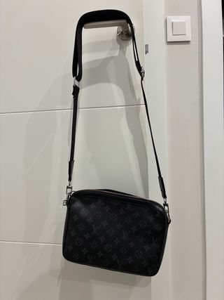 Bandolera Louis Vuitton Negra
