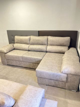 Sofá con Chaiselongue Reversible de lado por 490€