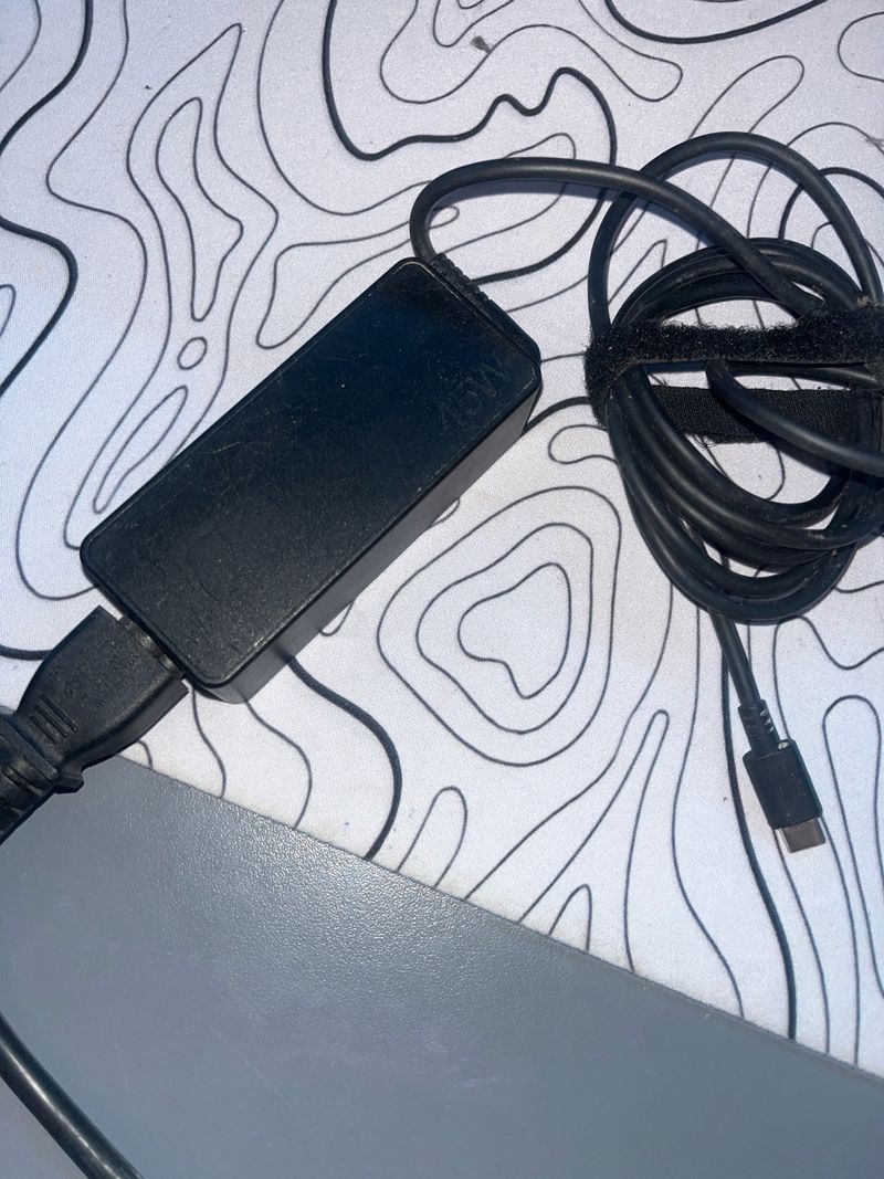 Cargador Lenovo USB-C afbeelding 2