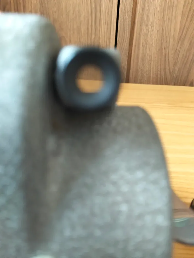 Cámara cine 16mm EMEL de cuerda + objetivo Berthi afbeelding 8