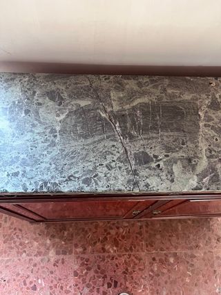 Recibidor antiguo mármol y madera