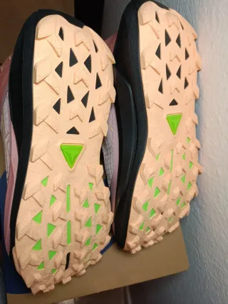 Zapatillas Mujer Asics Gel-Trabuco MT GTX Rosa