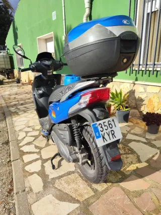 Kymco Agility 125cc Moto Scooter
