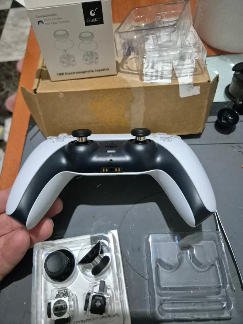 Mando PS5 con sticks Gulikit magnético afbeelding 3