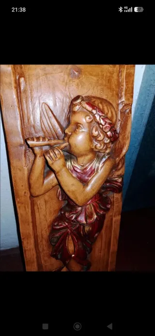 Pareja de ángeles antiguos de barro