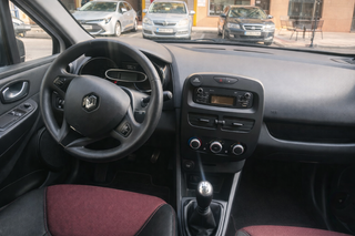 Se Alquila Renault Clio 2015 en Madrid