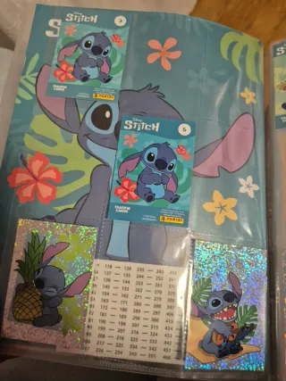 Álbum Stitch Disney Panini con Cartas