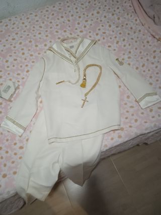 Traje de Comunión Blanco y Dorado