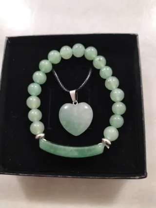 Conjunto de pulsera y colgante de aventurina