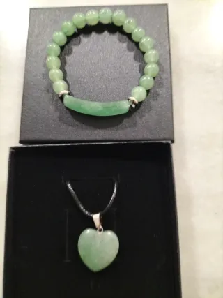 Conjunto de pulsera y colgante de aventurina
