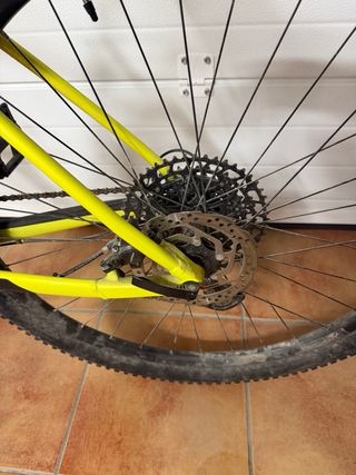 Bicicleta Scott Scale 970 2022