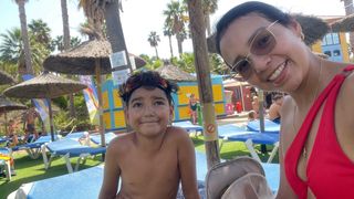 Niñera// Babysitter