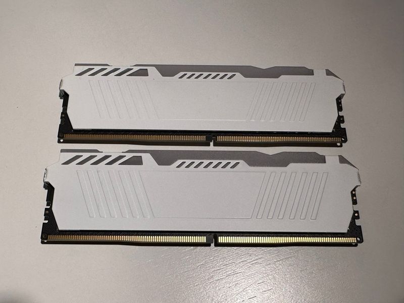 32GB (2x16) DDR4 3200MHz Bestoss afbeelding 2