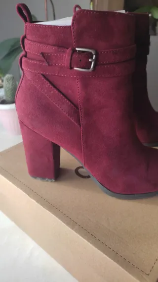 Botines de antelina, color burdeos - n° 39