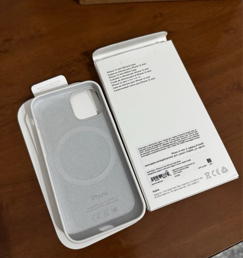 Funda Silicona iPhone 12 mini Blanca afbeelding 2