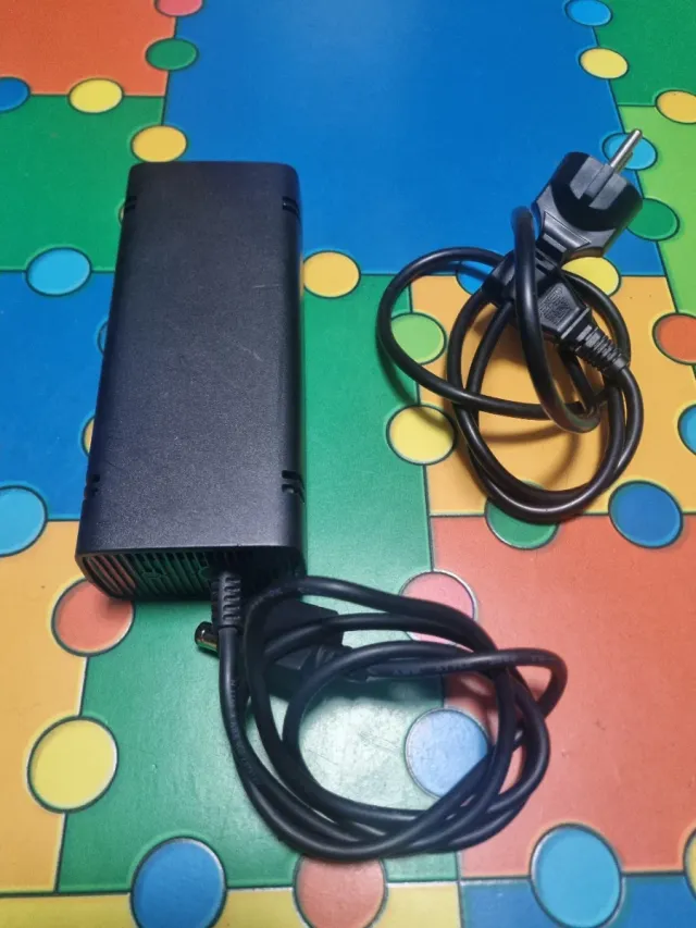 Fuente Alimentación Xbox 360 Slim
