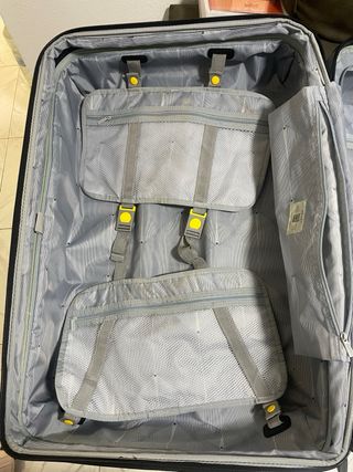 Maleta Delsey Gris Rígida con Ruedas