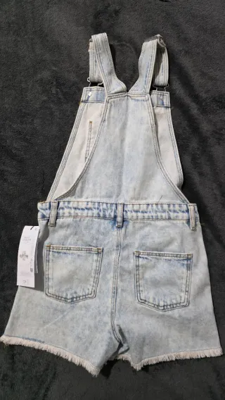 Peto vaquero corto niña Primark