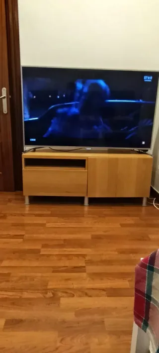 Mueble TV madera claro